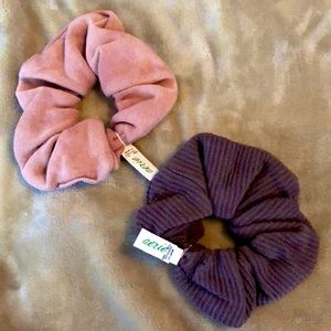 Aerie Oversized Scrunchies